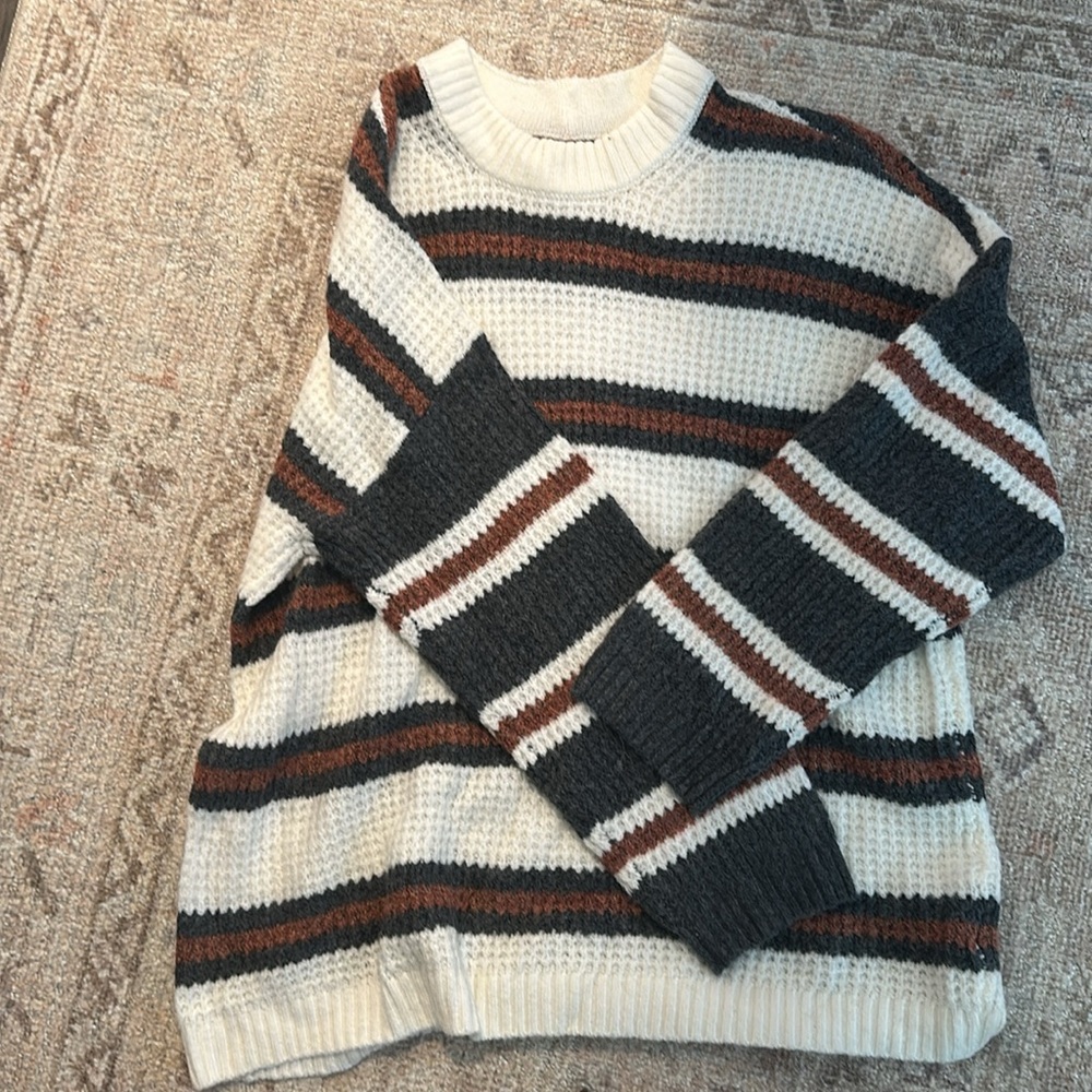 American Eagle Sweater -Size SM
